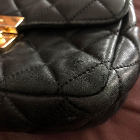 Micheal Kors black quilted purse - Picture 8 of 9